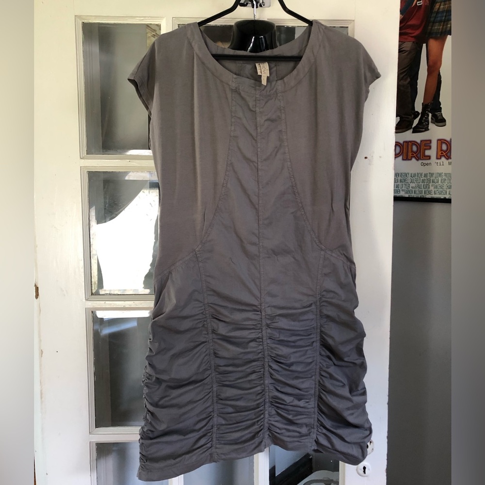 Super flattering mini dress